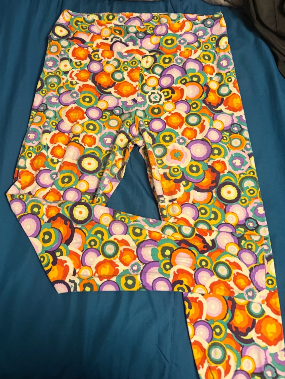 LuLaRoe Colorful Circle Print Leggings